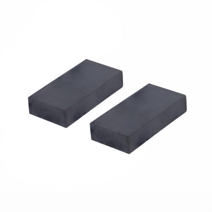 50 x 25 x 10mm thick Y30BH Ferrite Magnet - 3kg Pull